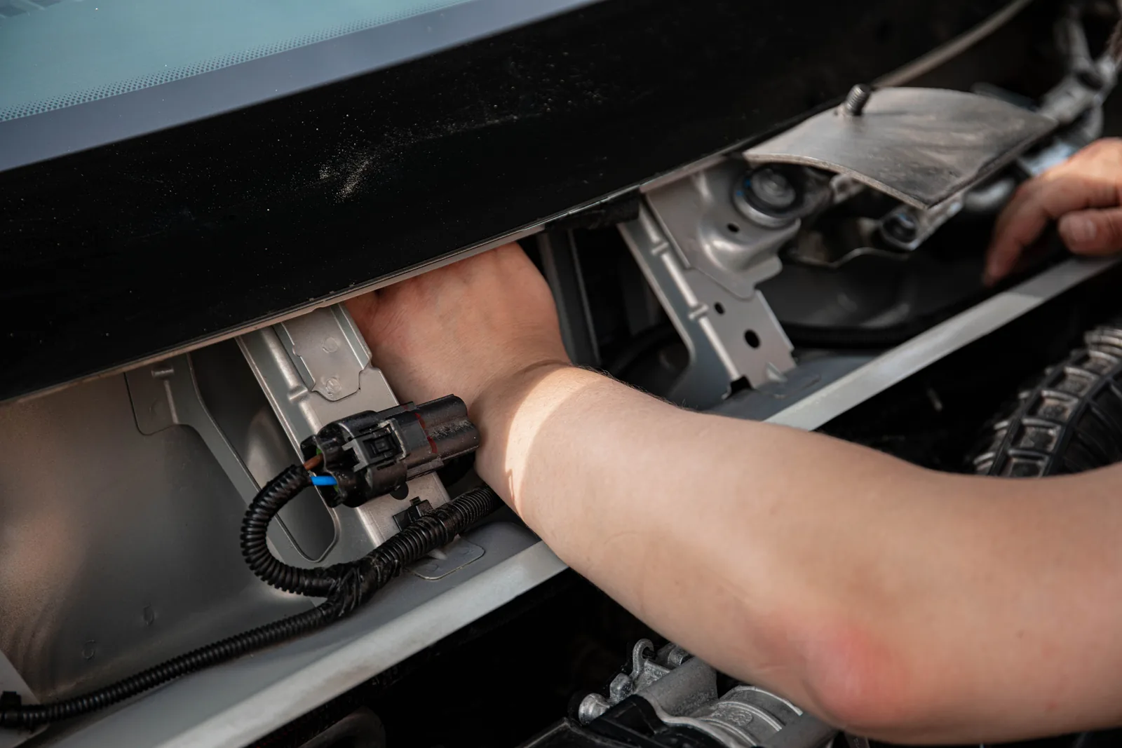 Reparación eléctrica automotriz referencial